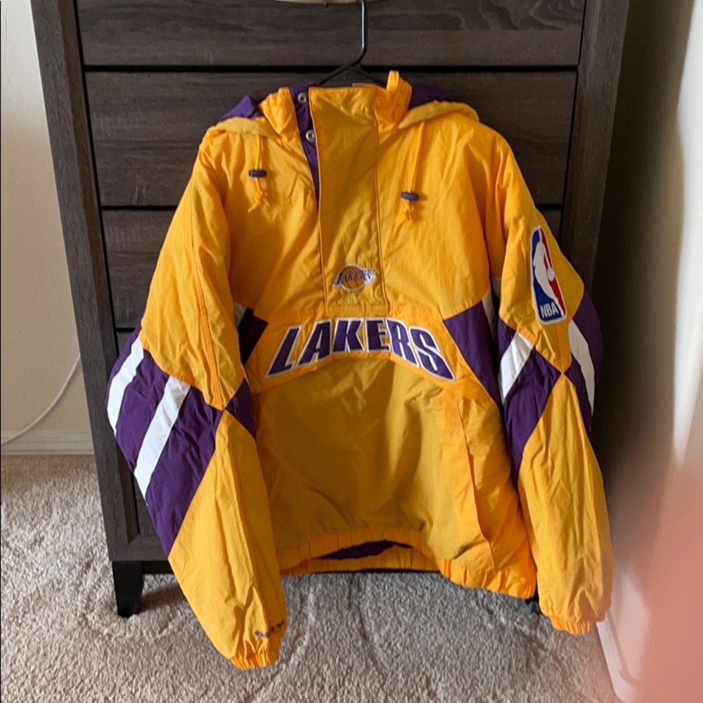 Lakers winter jacket authentic of the nba